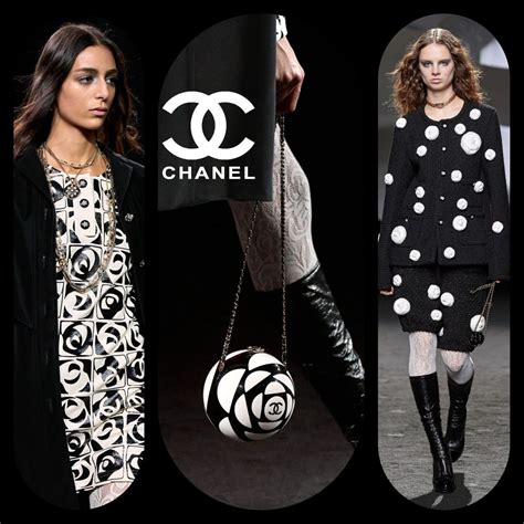 chanel black bag 2023|Chanel runway collection.